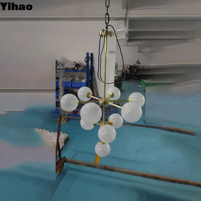 شراء ثري زجاجي ينفخ يدوياً ياهاو حديث الرفاهية مع جسم نحاسي وقاعدة لمبة E12 لغرفة المعيشة وغرفة النوم التصنيع عبر الإنترنت