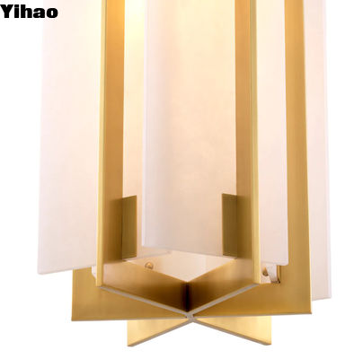 ثري السقف الزخرفي الشفاف الحالي ثري السقف الفني الزخرفي الضوء LED ثري السقف الفاخر